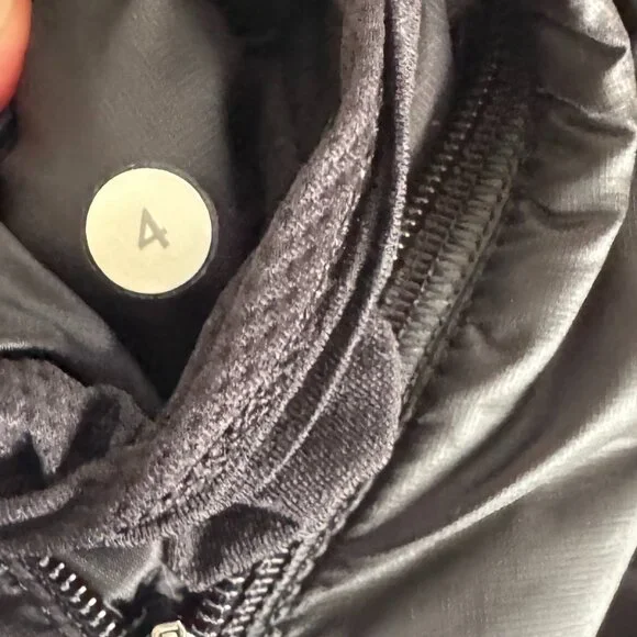 Lululemon Down For A Run Vest - Picture 7 of 10